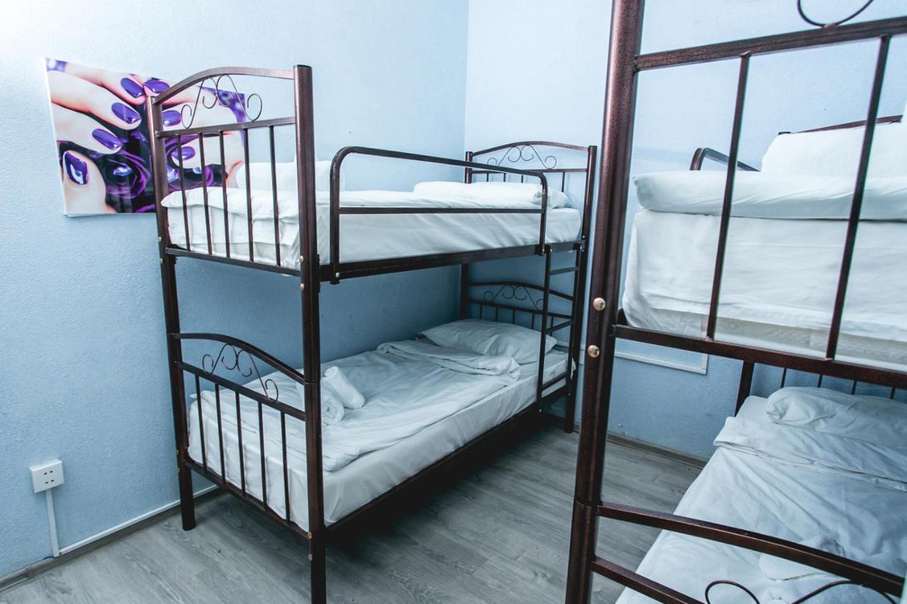 Sherlock Holmes Hostel Baku Eksteriør bilde
