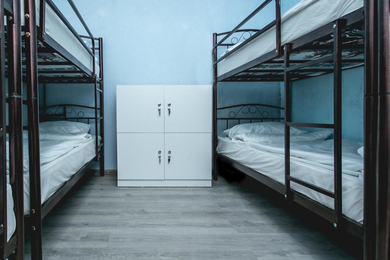 Sherlock Holmes Hostel Baku Eksteriør bilde